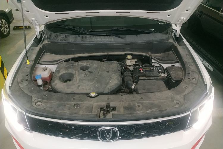 Used CHANGAN CS35PLUS 2021 Honor Million Edition 1.6L Manual Luxury Model Engine Bay