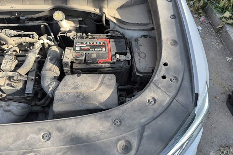 Used CHANGAN CS35PLUS 2021 Honor Million Edition 1.6L CVT Elite Model Engine Bay Left