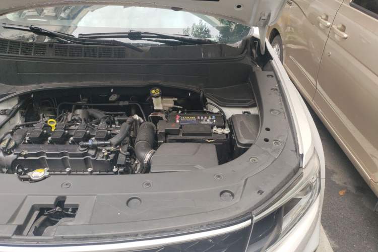 Used CHANGAN CS35PLUS 2021 Honor Million Edition 1.6L CVT Elite Model Engine Bay Left