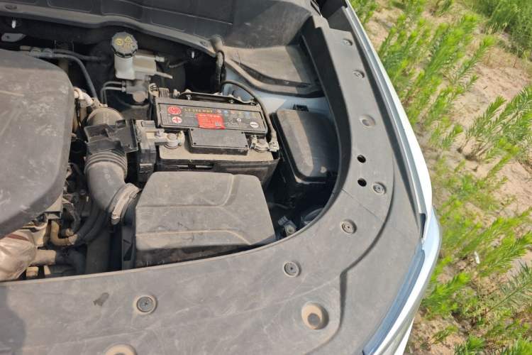 Used CHANGAN CS35PLUS 2021 Honor Million Edition 1.6L CVT Luxury Model Engine Bay Left