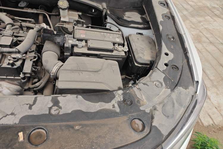 Used CHANGAN CS35PLUS 2021 Honor Million Edition 1.6L CVT Elite Model Engine Bay Left