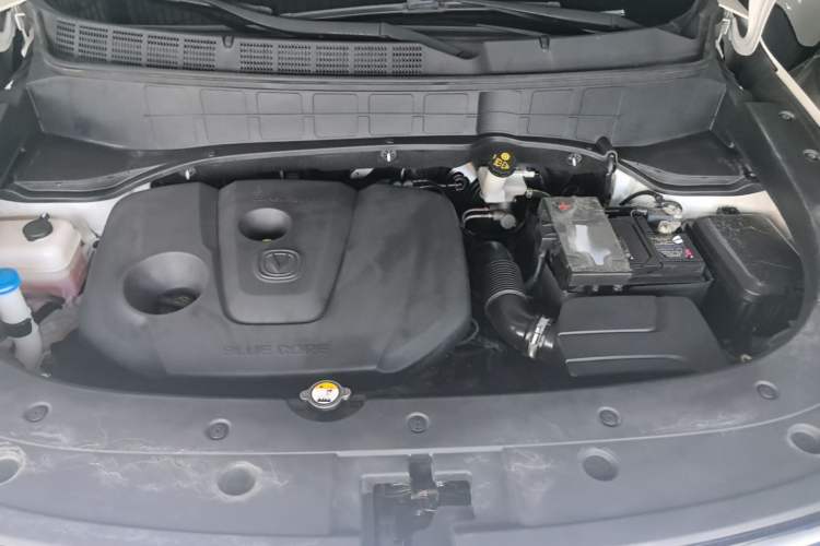 Used CHANGAN CS35PLUS 2021 Honor Million Edition 1.6L Manual Luxury Model Engine Bay
