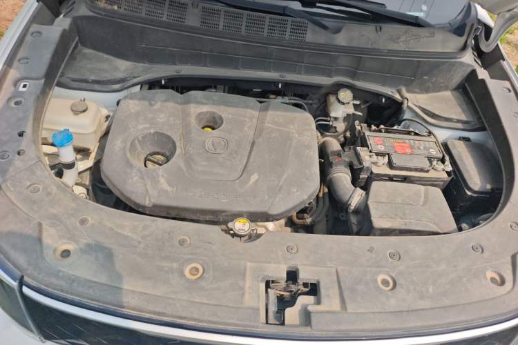 Used CHANGAN CS35PLUS 2021 Honor Million Edition 1.6L CVT Luxury Model Engine Bay