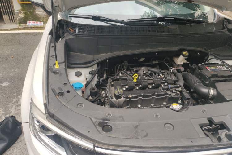 Used CHANGAN CS35PLUS 2021 Honor Million Edition 1.6L CVT Elite Model Engine Bay Right