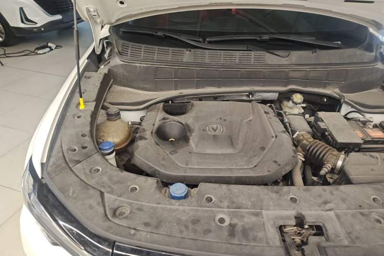 Used CHANGAN CS35PLUS 2021 Revised Version Blue Whale NE 1.4T DCT Prestige Edition Engine Bay Right