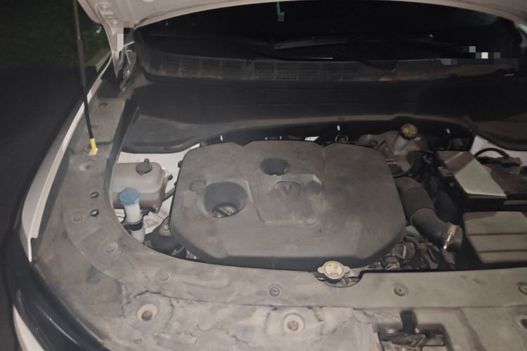 Used CHANGAN CS35PLUS 2021 Honor Million Edition 1.6L Manual Luxury Model Engine Bay Right