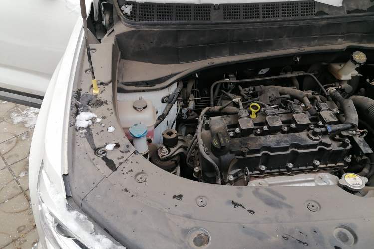 Used CHANGAN CS35PLUS 2021 Honor Million Edition 1.6L CVT Elite Model Engine Bay Right