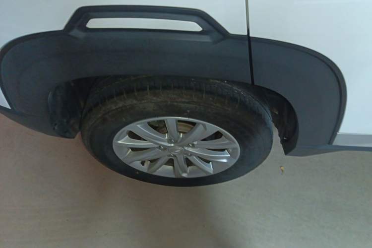 Used CHANGAN CS35PLUS 2021 Honor Million Edition 1.6L CVT Elite Model Exterior 2