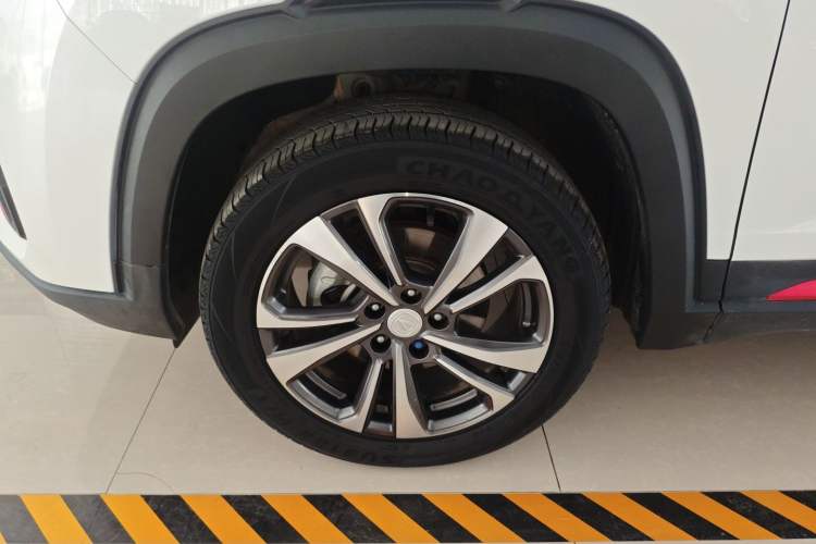 Used CHANGAN CS35PLUS 2021 Revised Version Blue Whale NE 1.4T DCT Luxury Edition Exterior 4