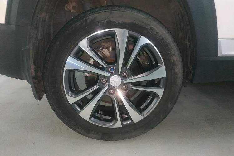Used CHANGAN CS35PLUS 2021 Honor Million Edition 1.6L Manual Luxury Model Exterior 5