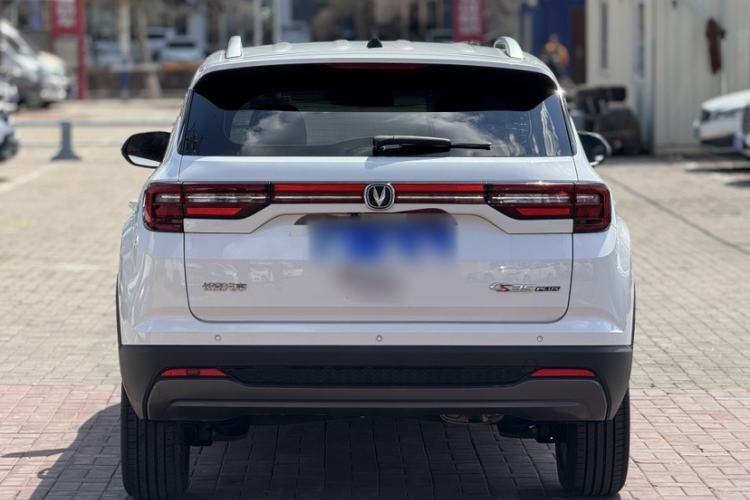 Used CHANGAN CS35PLUS 2021 Honor Million Edition 1.6L CVT Elite Model Exterior 5