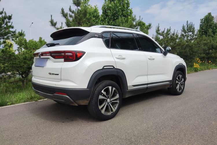 Used CHANGAN CS35PLUS 2021 Honor Million Edition 1.6L Manual Luxury Model Exterior 5