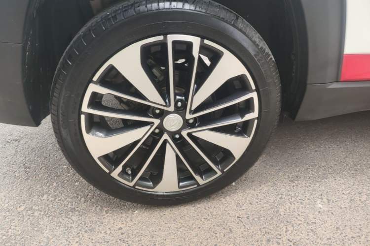 Used CHANGAN CS35PLUS 2021 Blue Whale NE 1.4T DCT Prestige Model Exterior 5