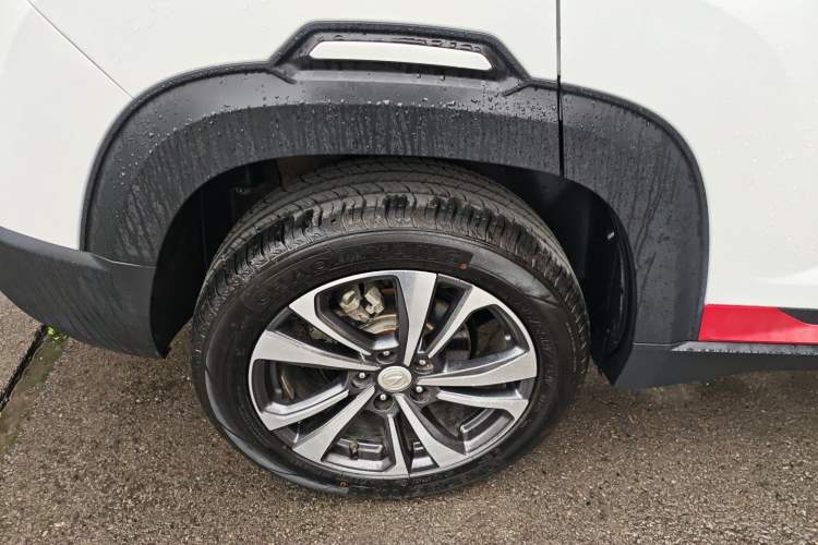 Used CHANGAN CS35PLUS 2021 Revised Version Blue Whale NE 1.4T DCT Luxury Edition Exterior 5