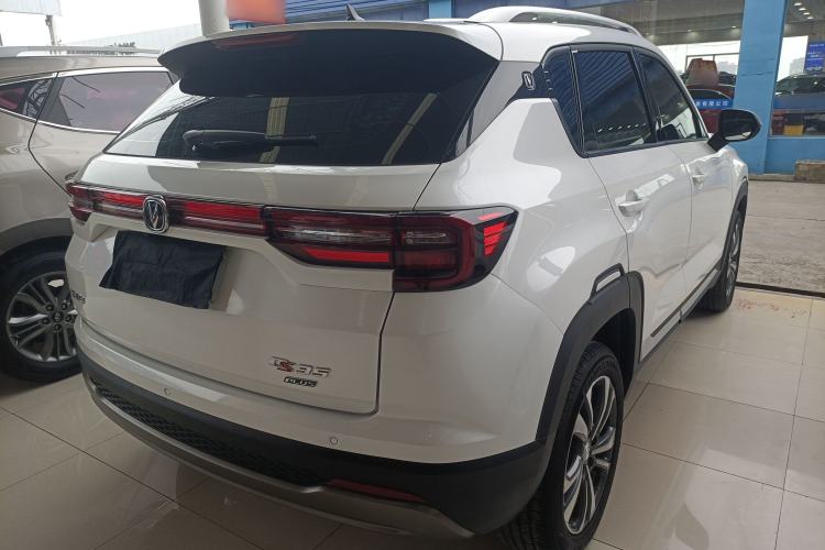 Used CHANGAN CS35PLUS 2021 Honor Million Edition 1.6L Manual Luxury Model Exterior 5