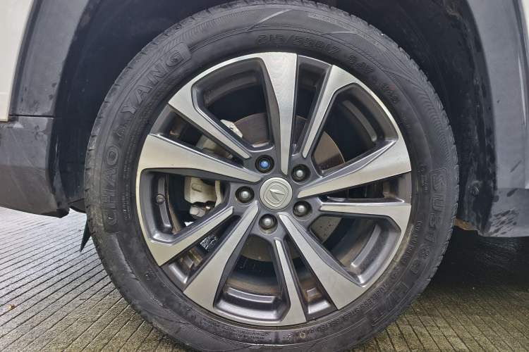 Used CHANGAN CS35PLUS 2021 Honor Million Edition 1.6L CVT Luxury Model Exterior 6