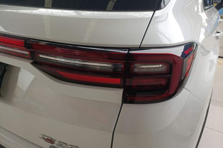 Used CHANGAN CS35PLUS 2021 Honor Million Edition 1.6L Manual Luxury Model Exterior 6