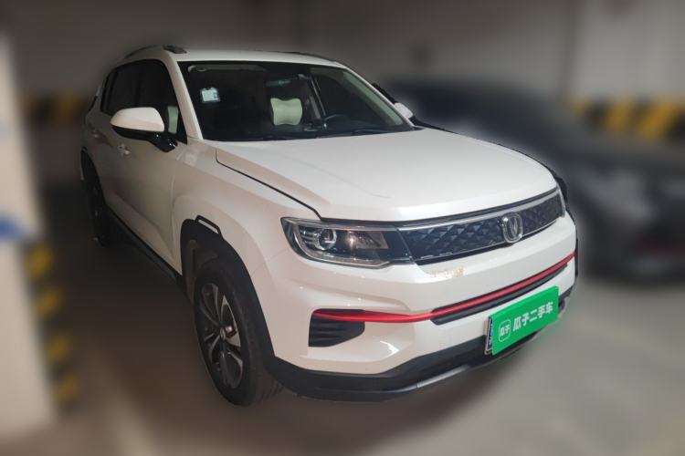 Used CHANGAN CS35PLUS 2021 Revised Version Glory Million Edition 1.6L Manual Luxury Edition Front Right 45 Deg