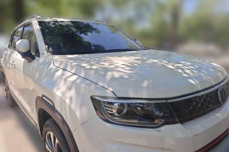 Used CHANGAN CS35PLUS 2021 Honor Million Edition 1.6L Manual Luxury Model Front Right 45 Deg