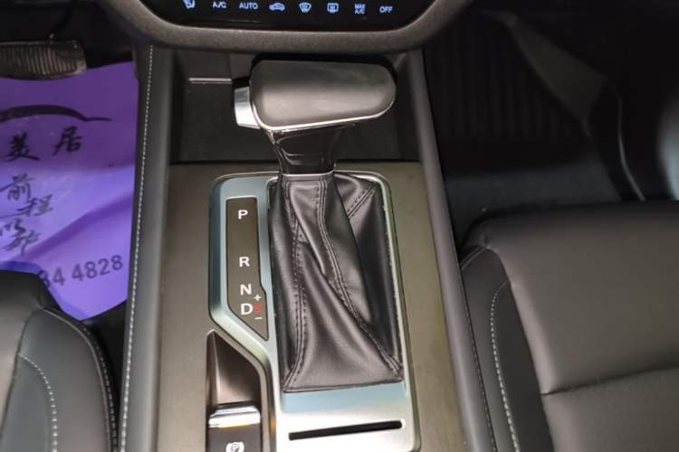 Used CHANGAN CS35PLUS 2021 Honor Million Edition 1.6L CVT Luxury Model Gear Lever