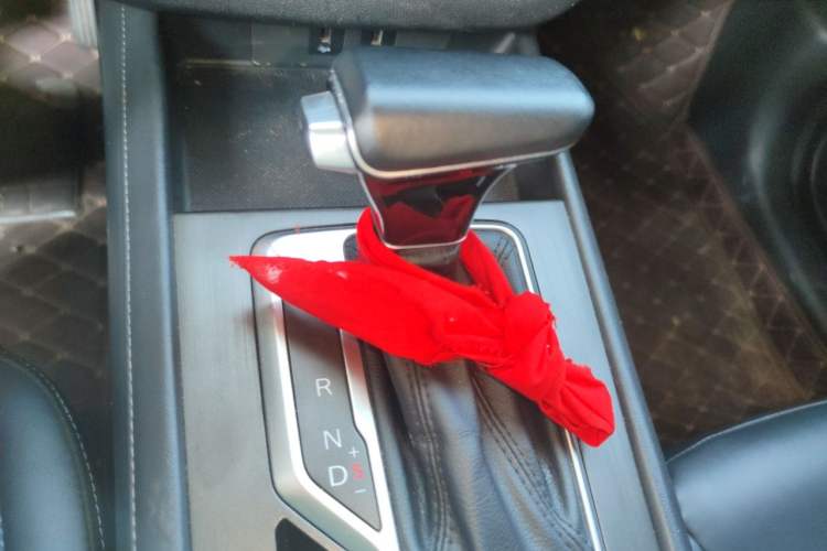 Used CHANGAN CS35PLUS 2021 Honor Million Edition 1.6L CVT Luxury Model Gear Lever