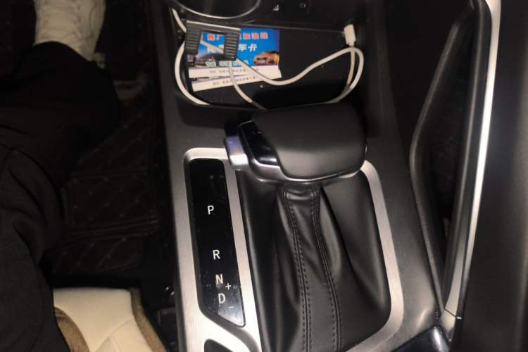 Used CHANGAN CS35PLUS 2021 Blue Whale NE 1.4T DCT Prestige Model Gear Lever