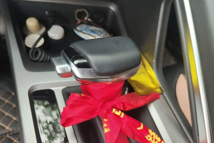 Used CHANGAN CS35PLUS 2021 Revised Version Blue Whale NE 1.4T DCT Luxury Edition Gear Lever
