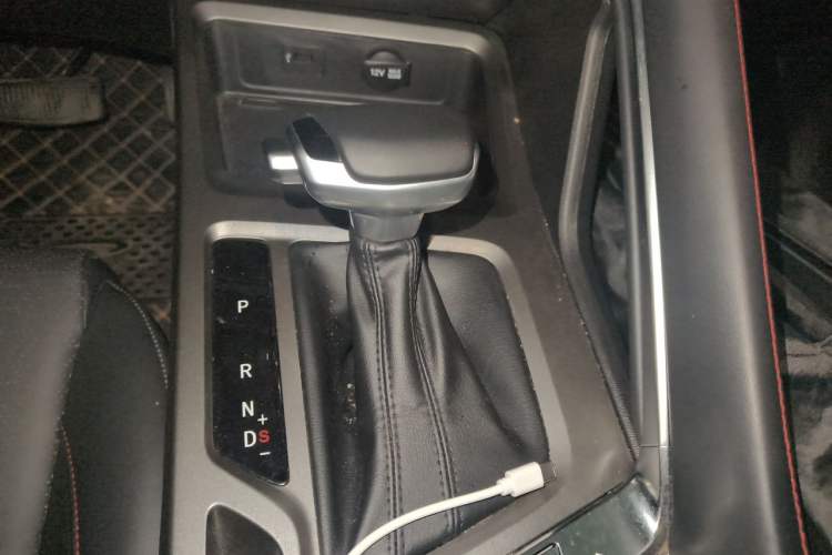 Used CHANGAN CS35PLUS 2021 Blue Whale NE 1.4T DCT Prestige Model Gear Lever