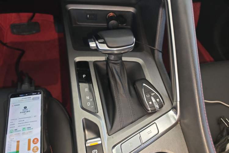 Used CHANGAN CS35PLUS 2021 Revised Version Blue Whale NE 1.4T DCT Luxury Edition Gear Lever
