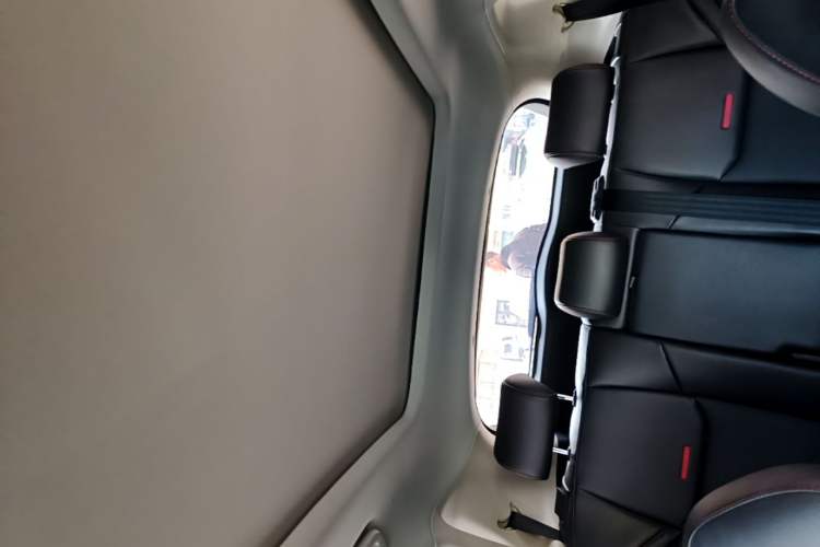 Used CHANGAN CS35PLUS 2021 Blue Whale NE 1.4T DCT Prestige Model Headliner
