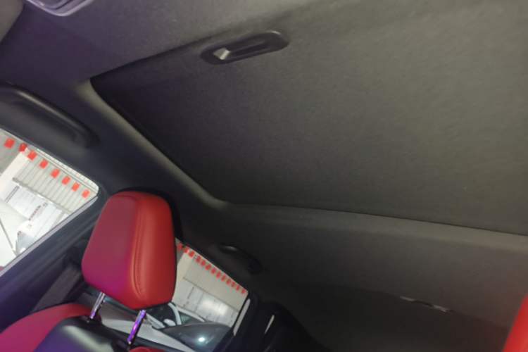 Used CHANGAN CS35PLUS 2021 Revised Version Blue Whale NE 1.4T DCT Luxury Edition Headliner