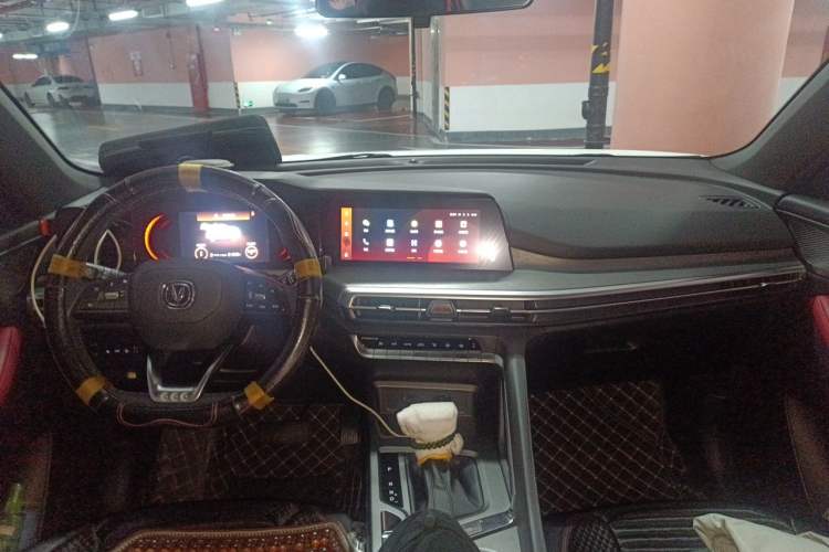 Used CHANGAN CS35PLUS 2021 Revised Version Blue Whale NE 1.4T DCT Prestige Edition Headliner