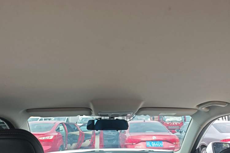 Used CHANGAN CS35PLUS 2021 Honor Million Edition 1.6L CVT Elite Model Headliner