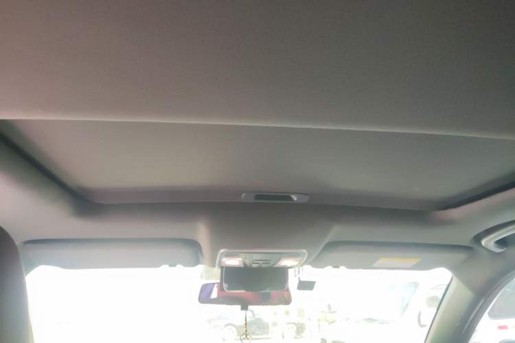 Used CHANGAN CS35PLUS 2021 Revised Version Blue Whale NE 1.4T DCT Luxury Edition Headliner