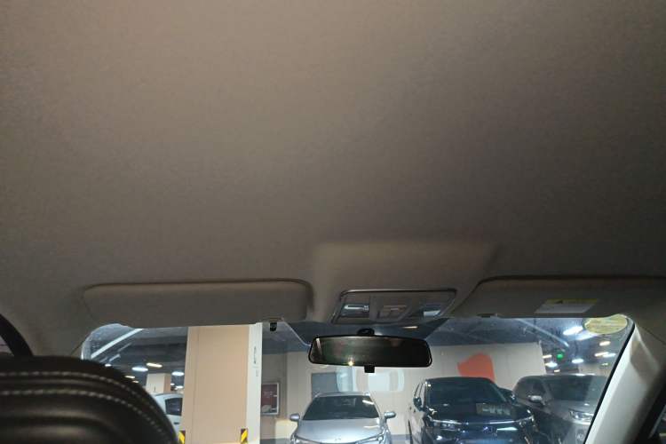 Used CHANGAN CS35PLUS 2021 Honor Million Edition 1.6L CVT Elite Model Headliner