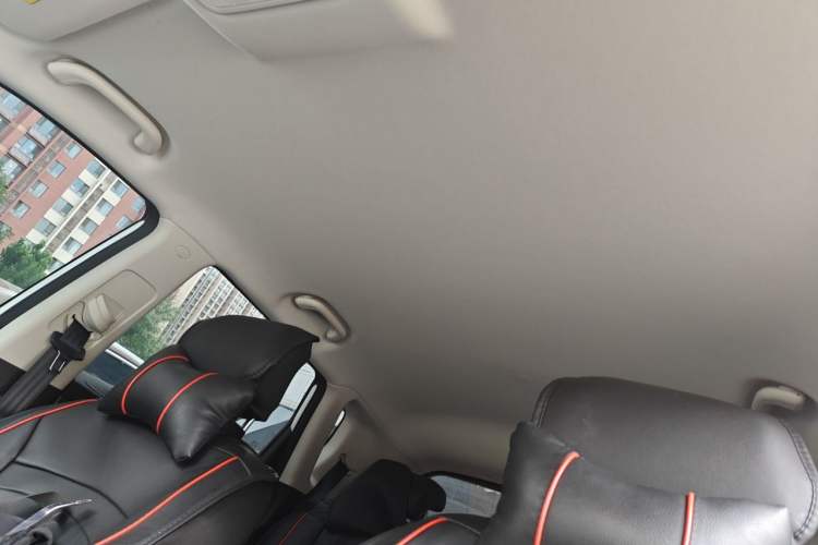Used CHANGAN CS35PLUS 2021 Honor Million Edition 1.6L CVT Elite Model Headliner