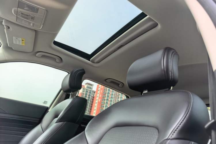 Used CHANGAN CS35PLUS 2021 Honor Million Edition 1.6L Manual Luxury Model Headliner