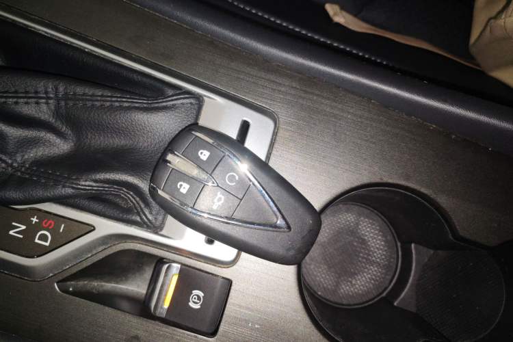 Used CHANGAN CS35PLUS 2021 Honor Million Edition 1.6L CVT Luxury Model Interior 1