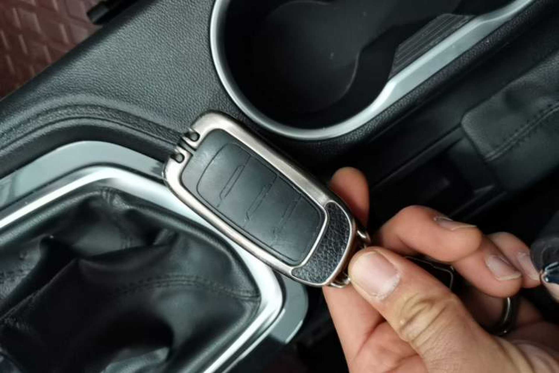 Used CHANGAN CS35PLUS 2021 Honor Million Edition 1.6L Manual Luxury Model Interior 1