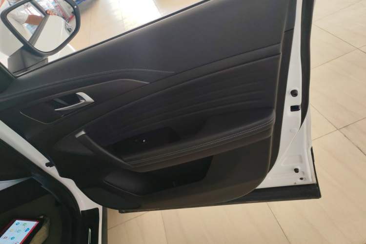 Used CHANGAN CS35PLUS 2021 Honor Million Edition 1.6L CVT Luxury Model Interior 5