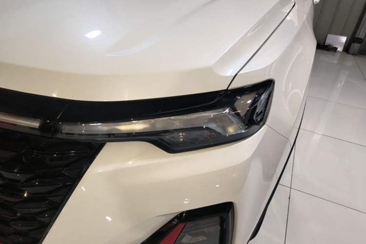 Used CHANGAN CS35PLUS 2021 Revised Version Blue Whale NE 1.4T DCT Luxury Edition Left Front Headlight