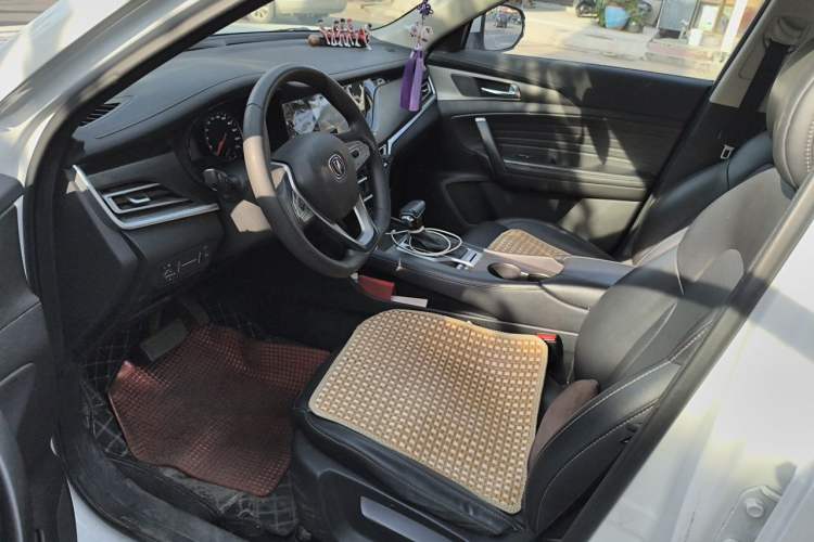 Used CHANGAN CS35PLUS 2021 Honor Million Edition 1.6L CVT Elite Model Left Front Seat