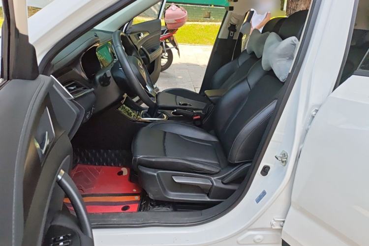 Used CHANGAN CS35PLUS 2021 Revised Version Glory Million Edition 1.6L Manual Luxury Edition Left Front Seat