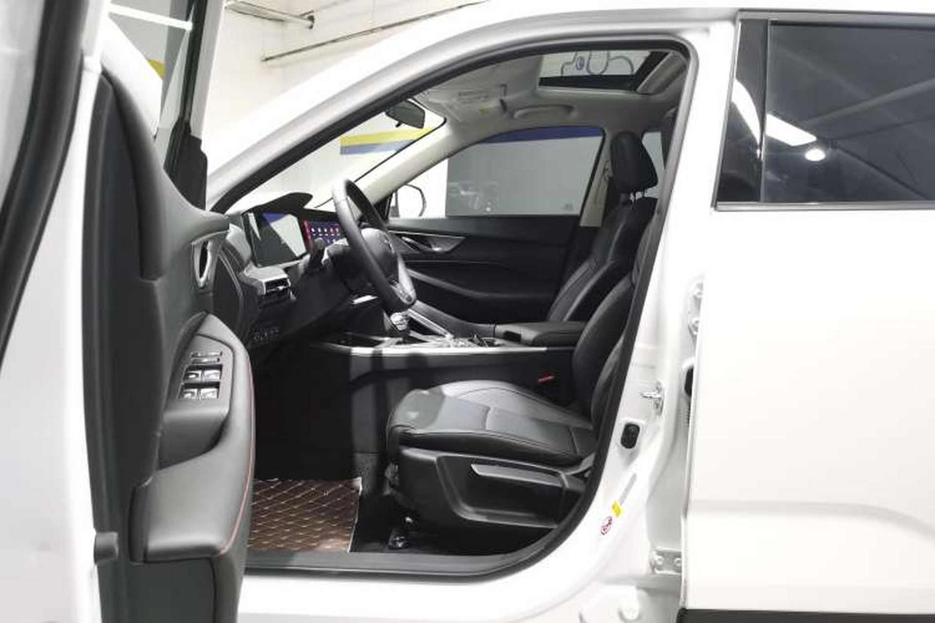 Used CHANGAN CS35PLUS 2021 Revised Version Blue Whale NE 1.4T DCT Luxury Edition Left Front Seat