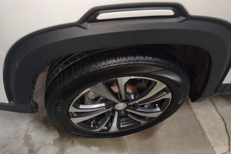 Used CHANGAN CS35PLUS 2021 Honor Million Edition 1.6L CVT Luxury Model Left Front Wheel Hub