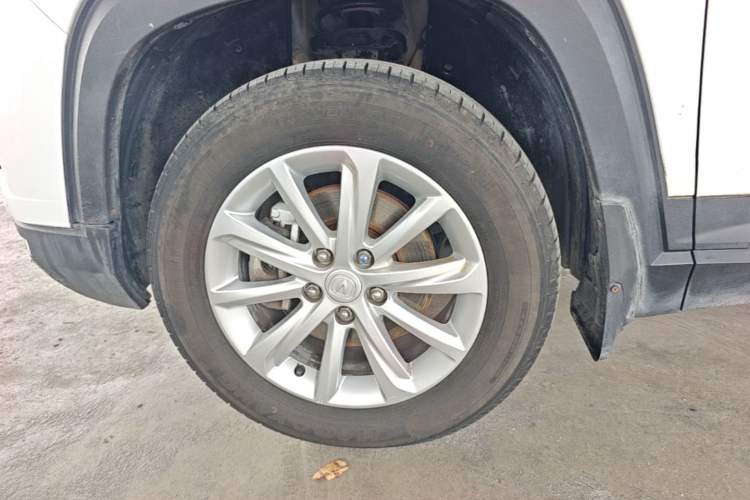 Used CHANGAN CS35PLUS 2021 Honor Million Edition 1.6L Manual Elite Model Left Front Wheel Hub