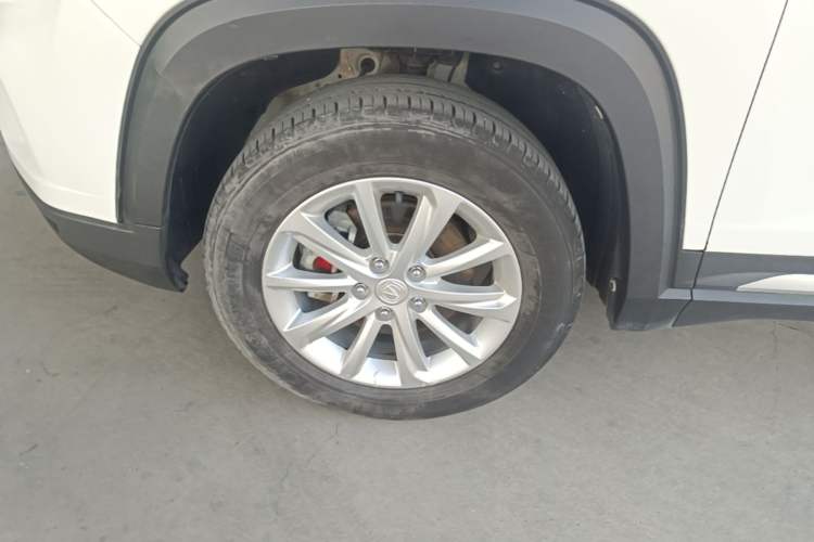 Used CHANGAN CS35PLUS 2021 Honor Million Edition 1.6L CVT Elite Model Left Front Wheel Hub
