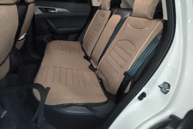 Used CHANGAN CS35PLUS 2021 Honor Million Edition 1.6L Manual Luxury Model Left Rear Seat