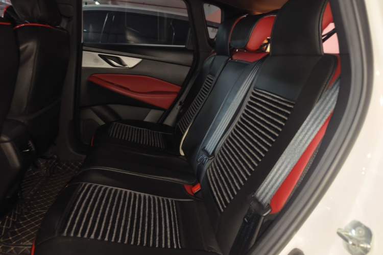 Used CHANGAN CS35PLUS 2021 Revised Version Blue Whale NE 1.4T DCT Prestige Edition Left Rear Seat
