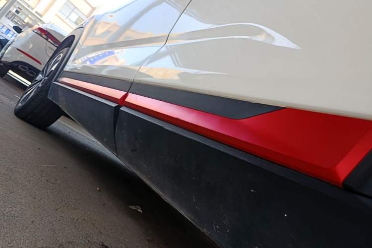 Used CHANGAN CS35PLUS 2021 Blue Whale NE 1.4T DCT Prestige Model Left Side Sill